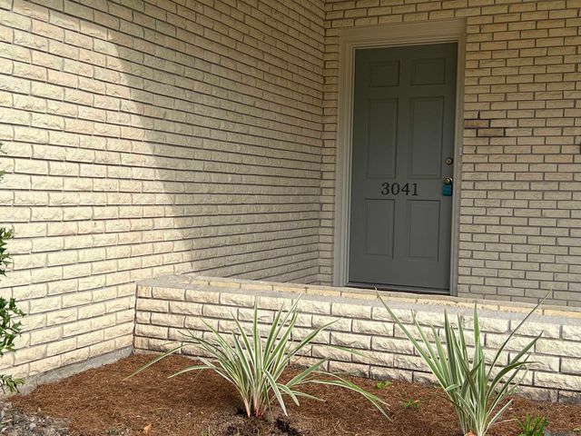 3041 Singletary Dr, Baton Rouge, LA 70809