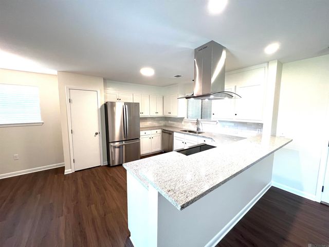 3041 Singletary Dr, Baton Rouge, LA 70809