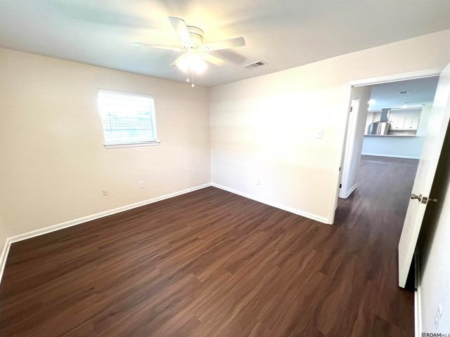 3041 Singletary Dr, Baton Rouge, LA 70809