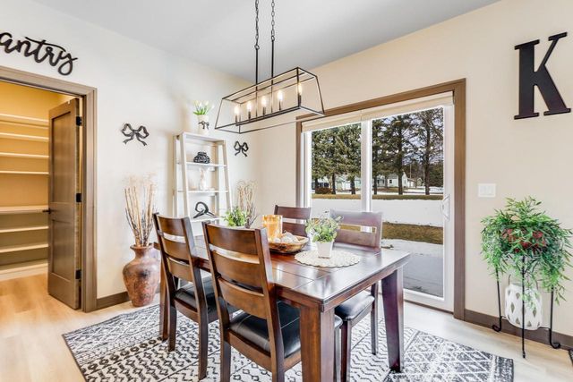 900 Moonbeam LANE, Francis Creek, WI 54214