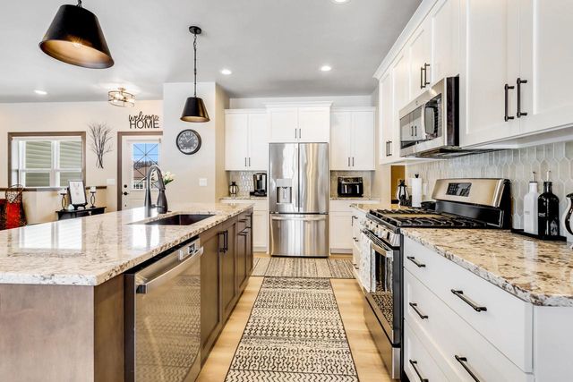 900 Moonbeam LANE, Francis Creek, WI 54214