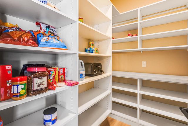 900 Moonbeam LANE, Francis Creek, WI 54214