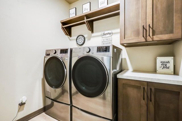 900 Moonbeam LANE, Francis Creek, WI 54214