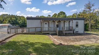 1521 Newton Drive, Statesville, NC 28677