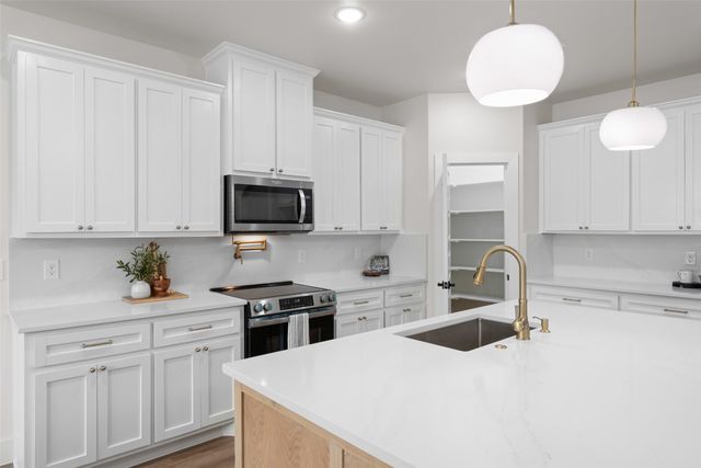 2104 Danner Street, Fort Worth, TX 76105