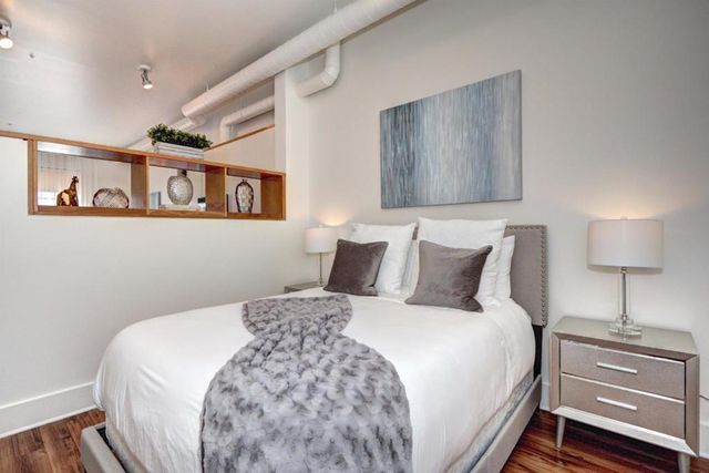 334 Santana Row 206, San Jose, CA 95128