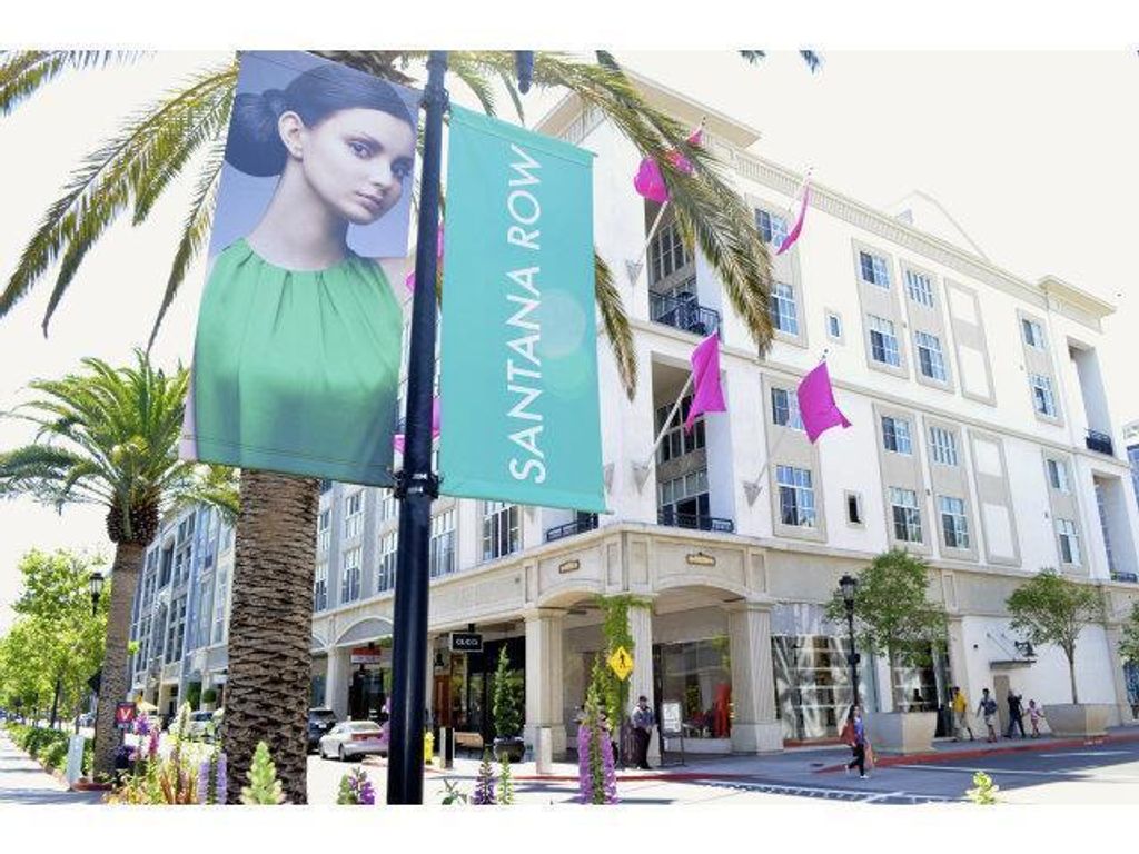 334 Santana Row 206, San Jose, CA 95128
