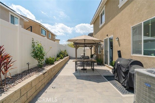 1704 Camellia Lane, Redlands, CA 92374