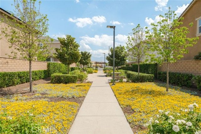 1704 Camellia Lane, Redlands, CA 92374