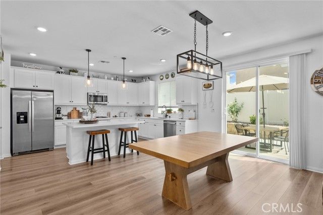 1704 Camellia Lane, Redlands, CA 92374