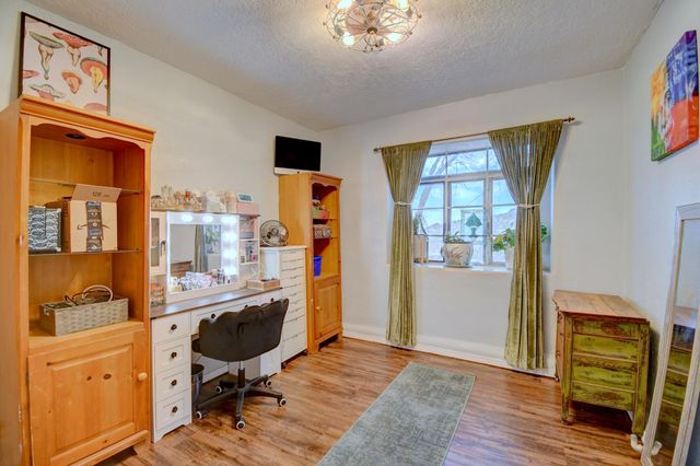 8 Camino El Alto NE, Albuquerque, NM 87123