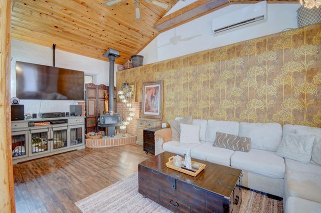 8 Camino El Alto NE, Albuquerque, NM 87123