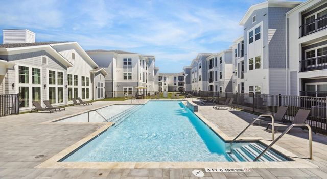 8877 Lakes At 610 Drive 221, Houston, TX 77054