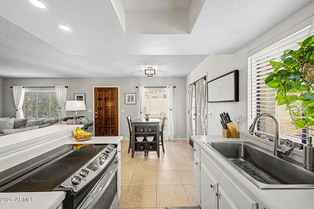 4902 E HAZEL Drive 1, Phoenix, AZ 85044