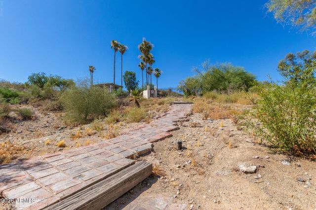 4902 E HAZEL Drive 1, Phoenix, AZ 85044