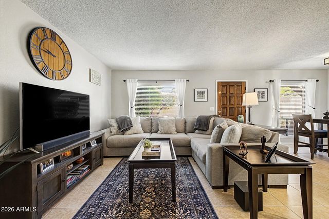 4902 E HAZEL Drive 1, Phoenix, AZ 85044