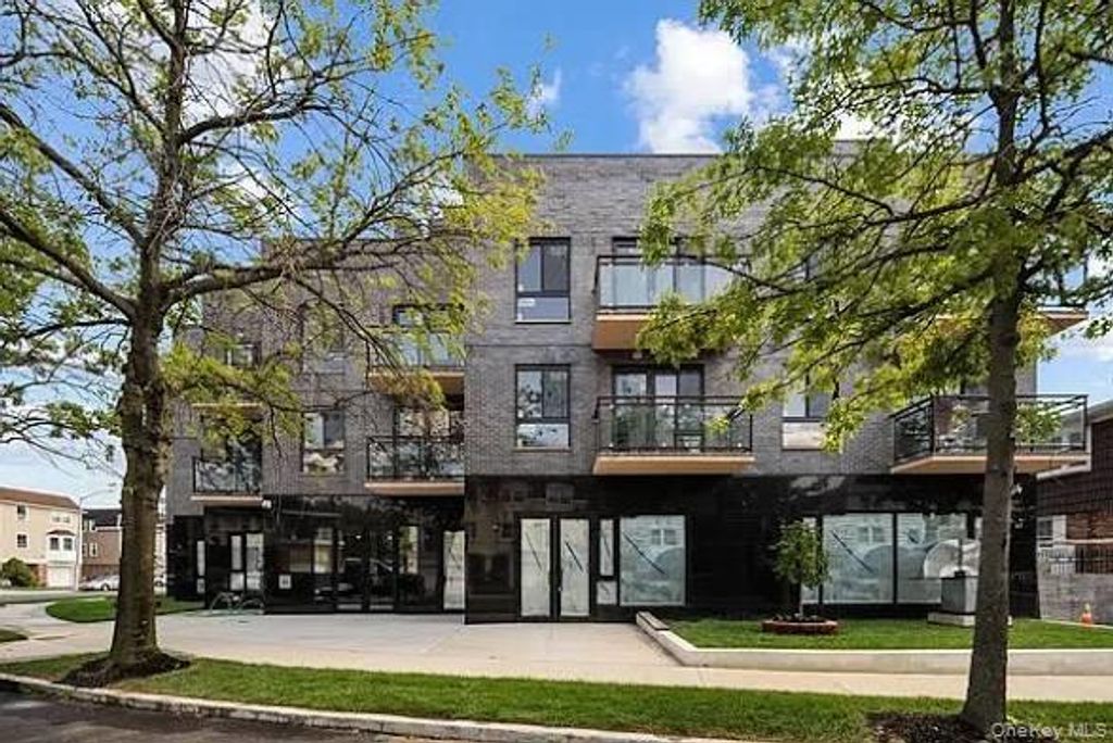 21410 15th Avenue 2F, Bayside, NY 11360 — exterior
