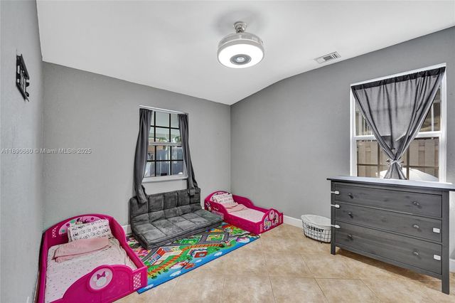 2624 Nassau Ln, Fort Lauderdale, FL 33312