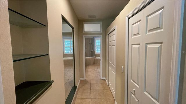 7704 DRAYTON CIRCLE, University Park, FL 34201