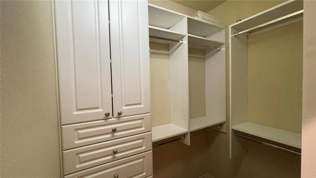 7704 DRAYTON CIRCLE, University Park, FL 34201