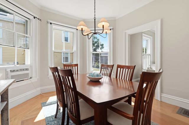 139 Summer St 1, Watertown, MA 02472