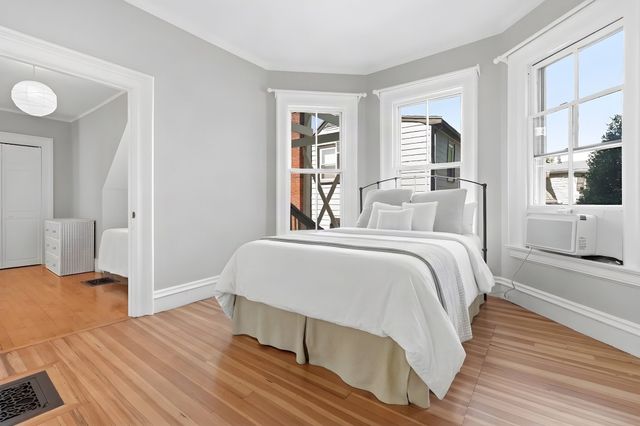 139 Summer St 1, Watertown, MA 02472