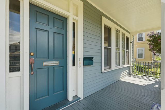 139 Summer St 1, Watertown, MA 02472