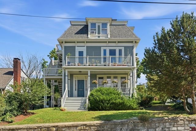 139 Summer St 1, Watertown, MA 02472
