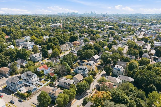 139 Summer St 1, Watertown, MA 02472