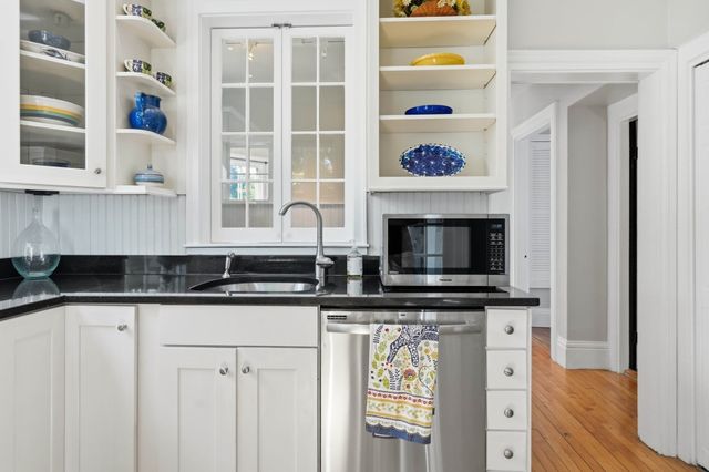 139 Summer St 1, Watertown, MA 02472