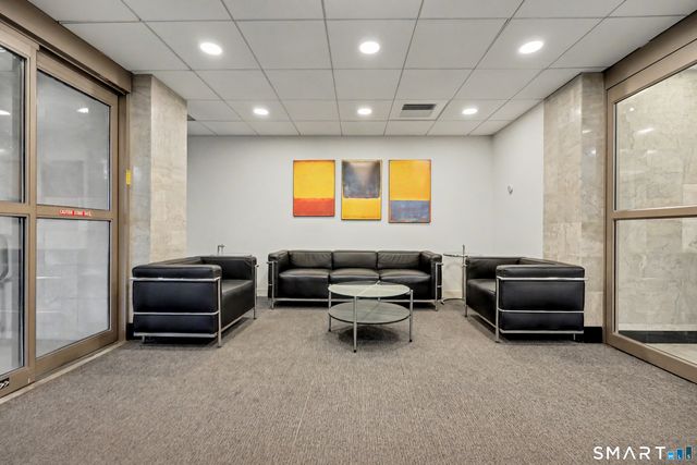 100 York Street 14C, New Haven, CT 06511