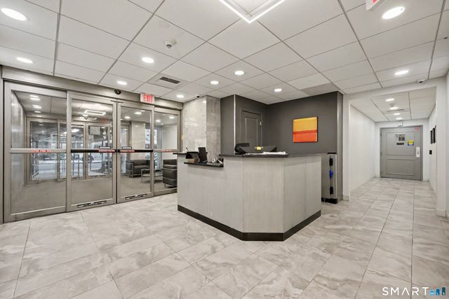 100 York Street 14C, New Haven, CT 06511