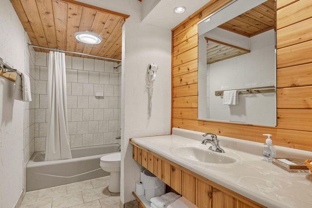 50-56 Alpine Lane, Lake Placid, NY 12946