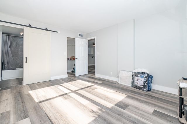 119 Royal Park Drive 4H, Oakland Park, FL 33309