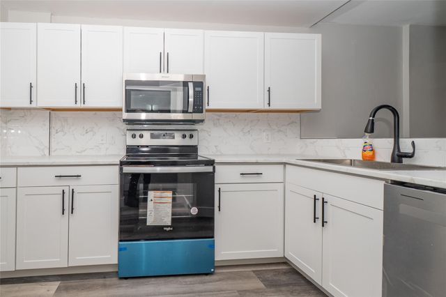 119 Royal Park Drive 4H, Oakland Park, FL 33309