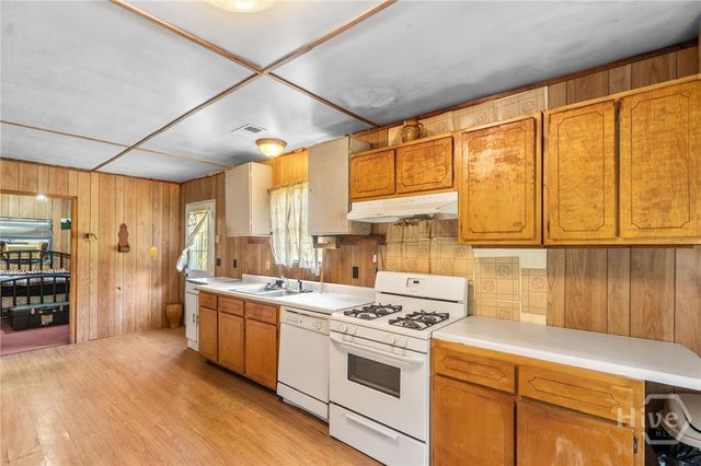 717 Noel C Conaway Road, Guyton, GA 31312