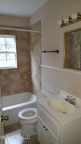 327 Decelle Street, A, Jackson, MS 39216