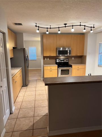 8872 SW 208th Ter, Cutler Bay, FL 33189