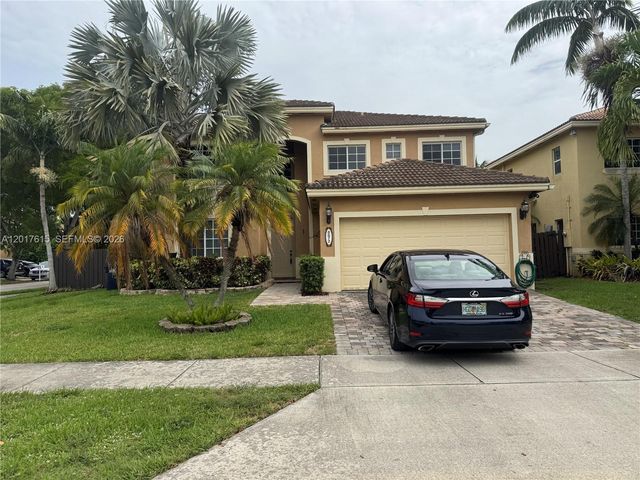 8872 SW 208th Ter, Cutler Bay, FL 33189
