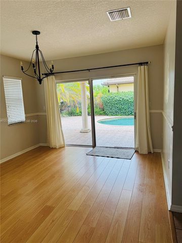 8872 SW 208th Ter, Cutler Bay, FL 33189