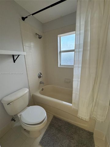 8872 SW 208th Ter, Cutler Bay, FL 33189