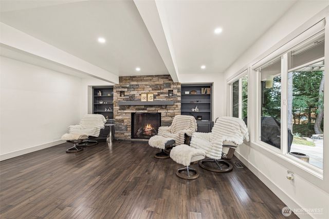 409 SW 348th Court, Federal Way, WA 98023