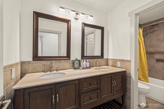 409 SW 348th Court, Federal Way, WA 98023