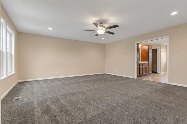 1618 Ravine Trail, Hebron, KY 41048