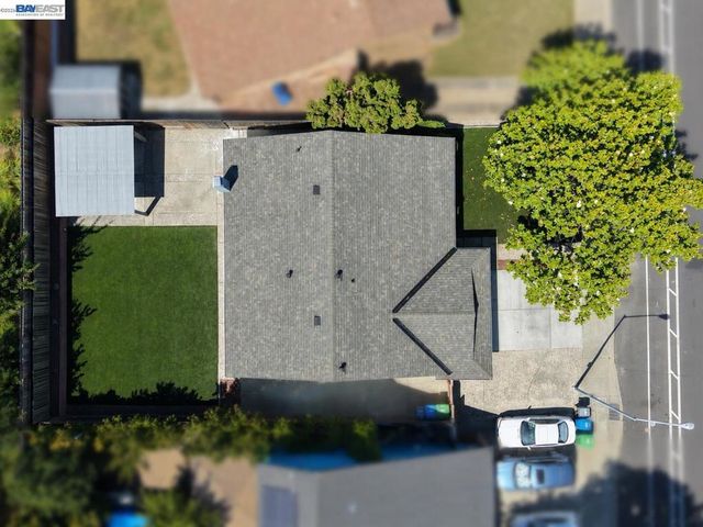 3044 San Andreas Dr, Union City, CA 94587