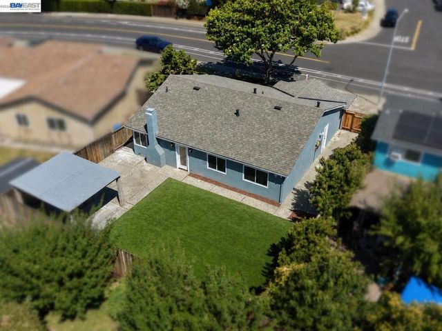 3044 San Andreas Dr, Union City, CA 94587