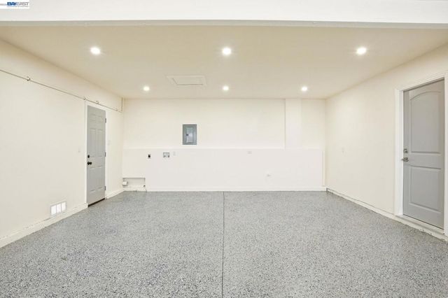 3044 San Andreas Dr, Union City, CA 94587