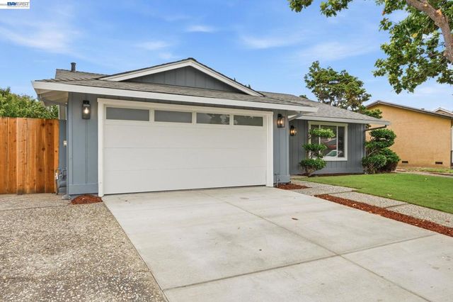 3044 San Andreas Dr, Union City, CA 94587