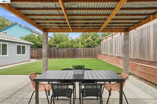 3044 San Andreas Dr, Union City, CA 94587