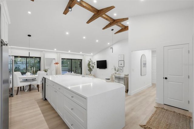 2846 PINELLAS POINT DRIVE S, St Petersburg, FL 33712